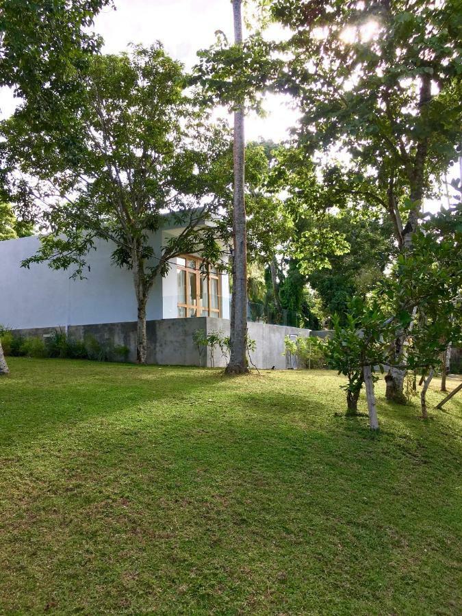 Uyana Boutique Hotel And Retreat Adults Only Ahangama Exteriör bild